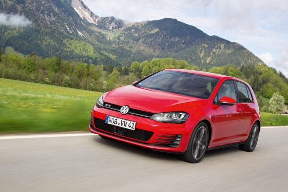 2016 Volkswagen Golf VII GTD