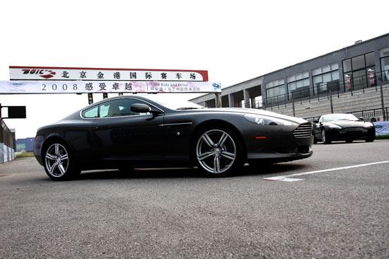 ��˹������DB9