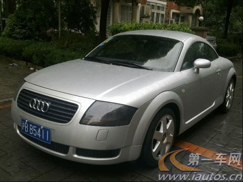 上海久泰二手车行 最新入库二手奥迪TT