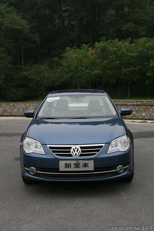 新款价格未定 现款新宝来优惠1.88万元