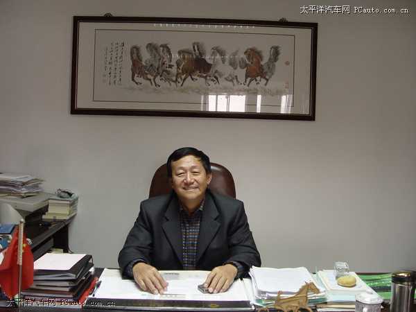 专访广州赛马场娱乐总公司副总经理刘宏光