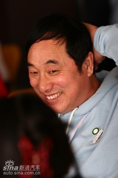 �µ���ɫ��ʻ��ݼӢѵ��Ӫ