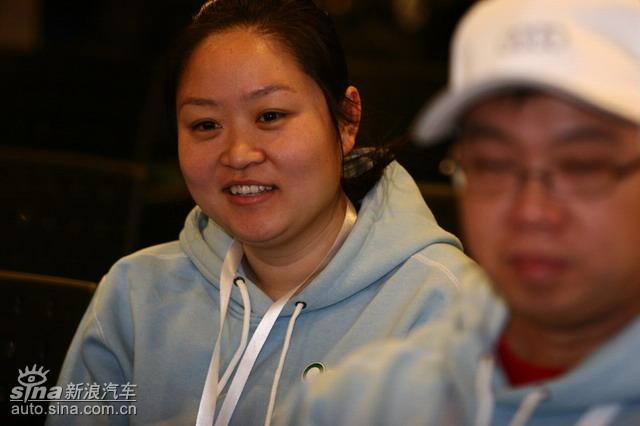 �µ���ɫ��ʻ��ݼӢѵ��Ӫ