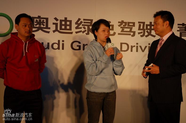 �µϡ���ɫ��ʻ��ݼӢѵ��Ӫ���Ϻ�վ����ͼƬ