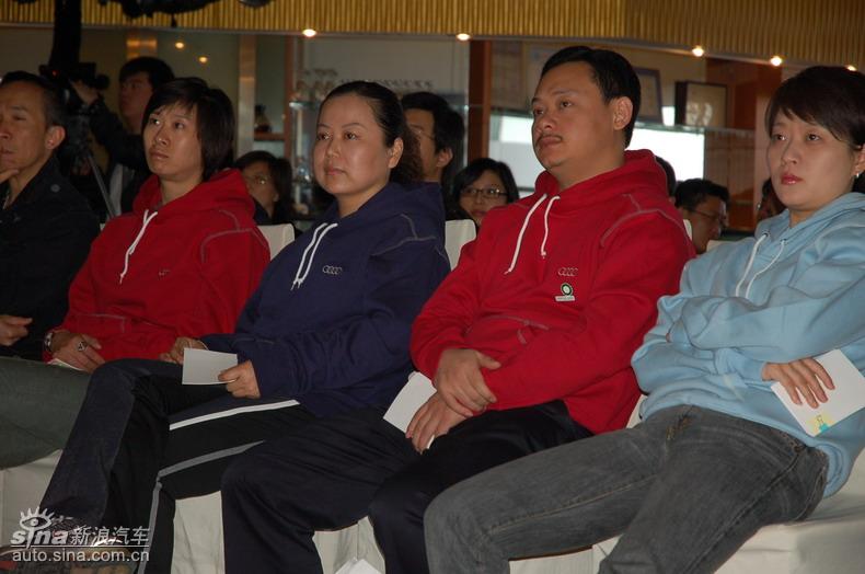 �µϡ���ɫ��ʻ��ݼӢѵ��Ӫ���Ϻ�վ����ͼƬ