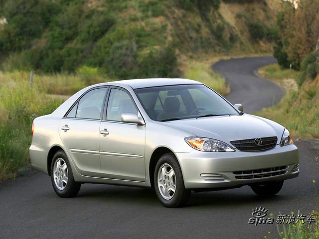 (Camry)