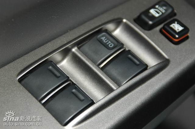 �������ư���