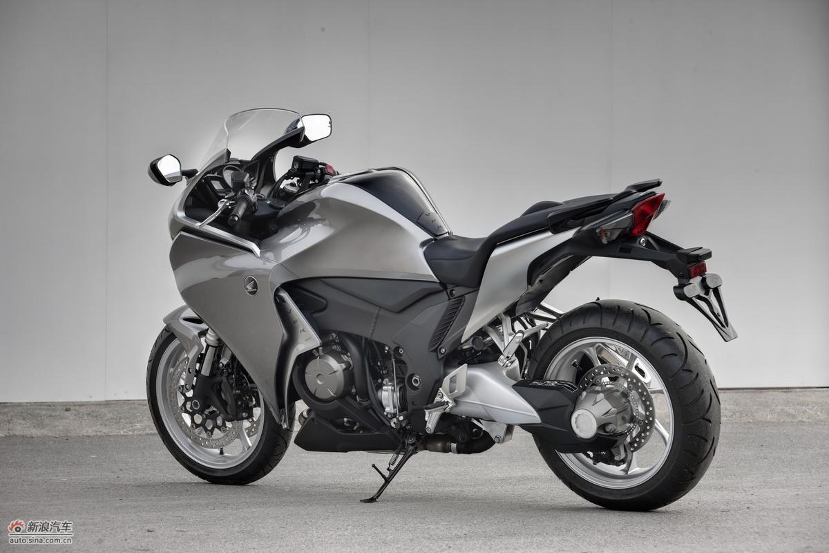 Honda VFR1200Fʽڹڷ ۼ۽25Ԫ