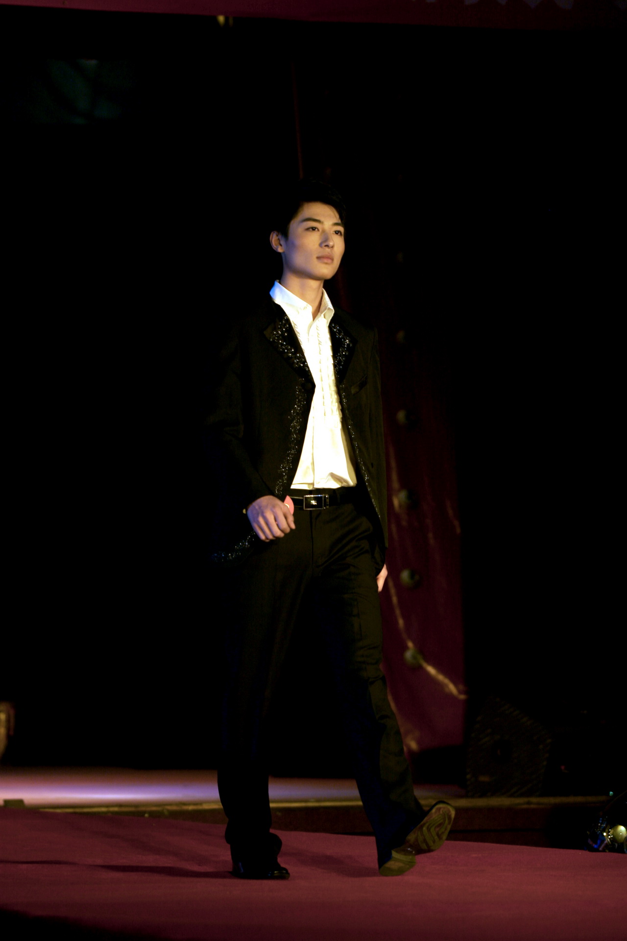 32��ѡ�ִ�����