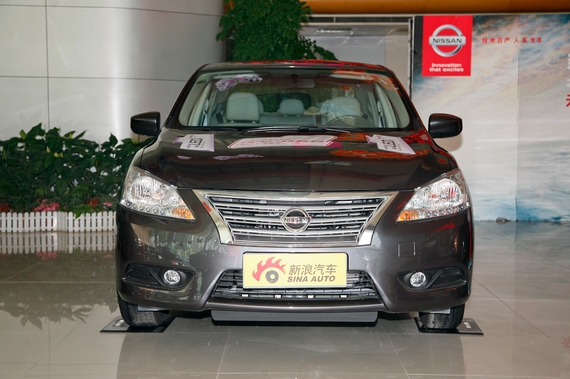 2012款轩逸经典1.6XL手动豪华版