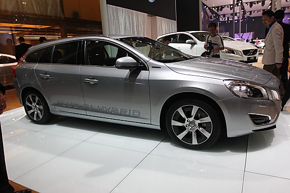 �ֶ���V60���춯