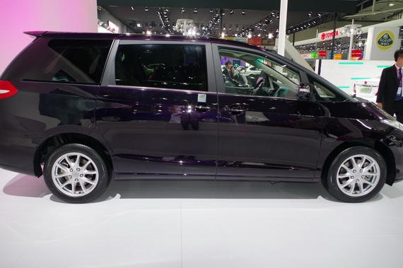 豪华商务座驾比亚迪M6等您莅临体验