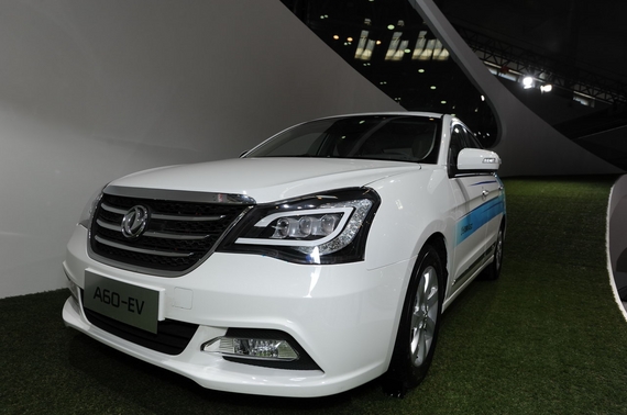 东风风神A60现金优惠2000元 少量现车