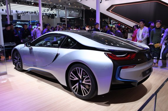 i8