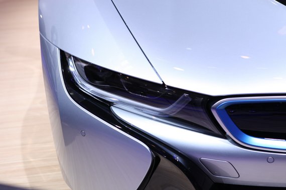 i8