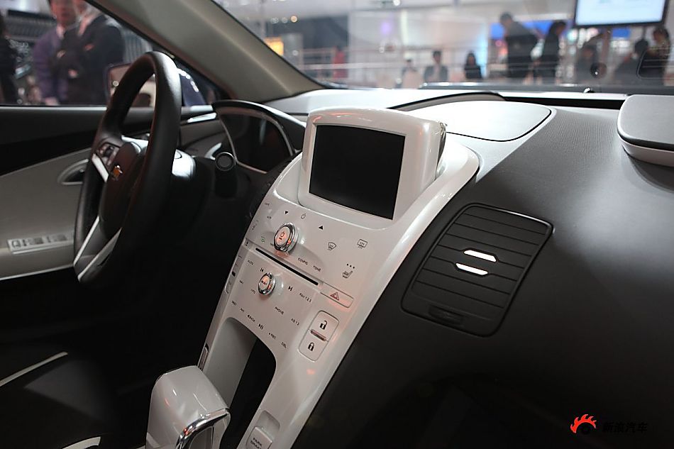 ѩ���mVolt����܇