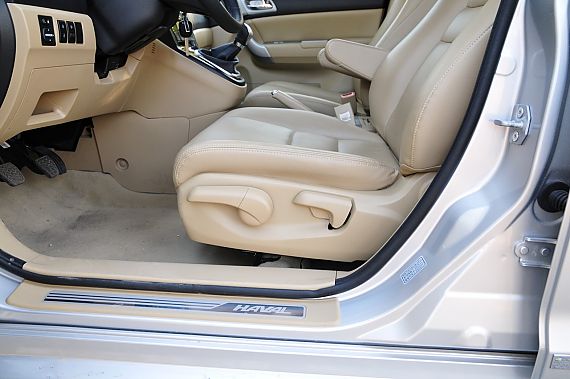 2011�����H6