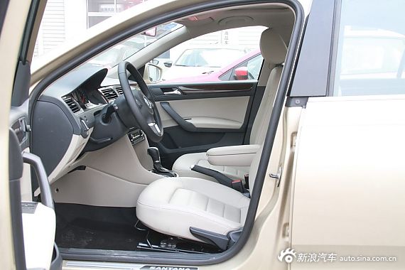 2013款新桑塔纳到店实拍