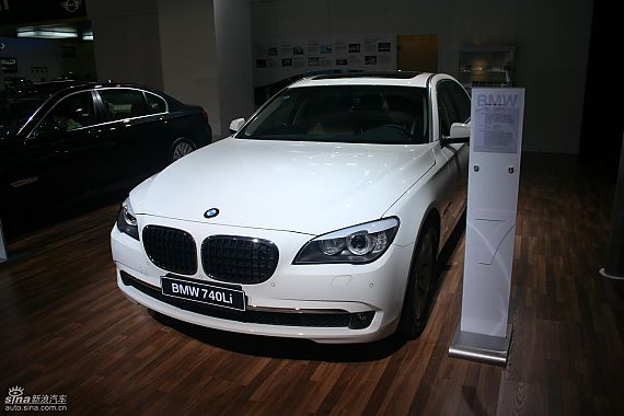 740Li