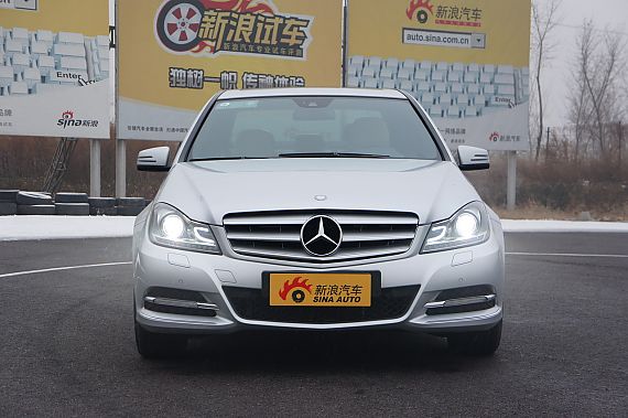 2011C300