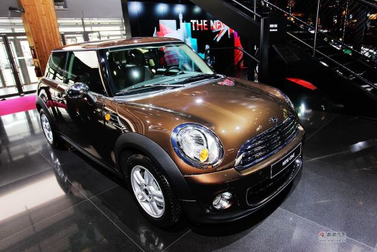 2011MINI ONE