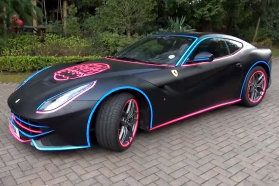 视频：实拍Gumball3000法拉利F12 Berlinetta