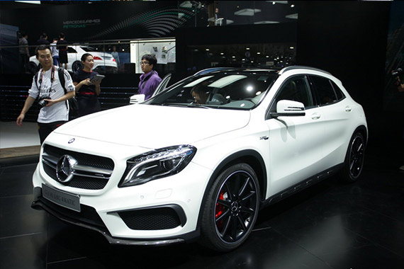 视频：2014广州车展热点新车奔驰GLA45 AMG