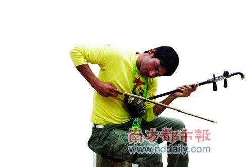 亚运健儿们的广州夜生活 场上竞技场下飙high