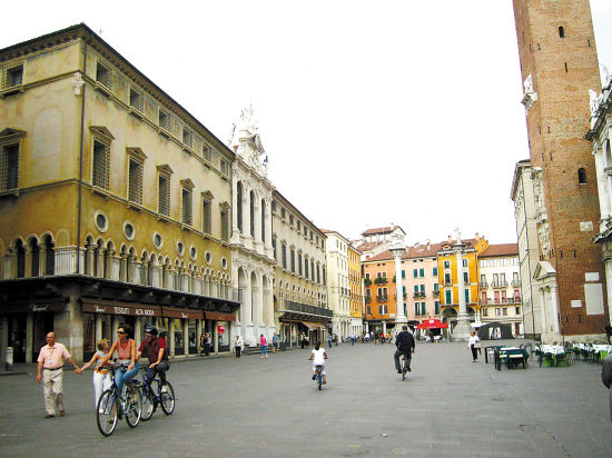 Basilica Palladiana next to the Plaza