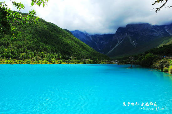 蓝月谷有世界上最美丽的水