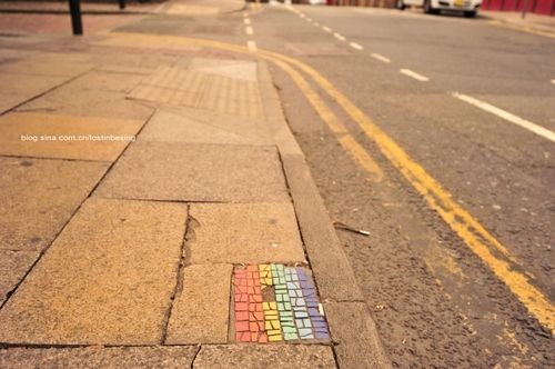 Sina travel pictures: Street rainbow flag: a painting by photography