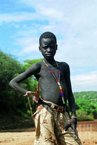 Bushmen boy to accept numerous hunting training to apprenticeship before adulthood