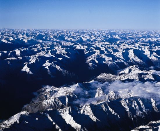 Overlooking the Shishapangma top