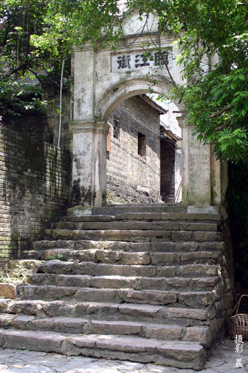 古色古香的古镇 图片来源:Summer 新浪博客