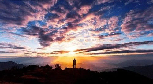 四川避暑清凉游 牛背山云端望尽蜀中名山