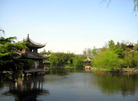 定格在黑白照片里的南通记忆