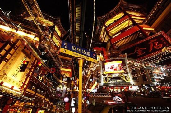 留恋上海静时光 霓虹光影中的温情沪夜