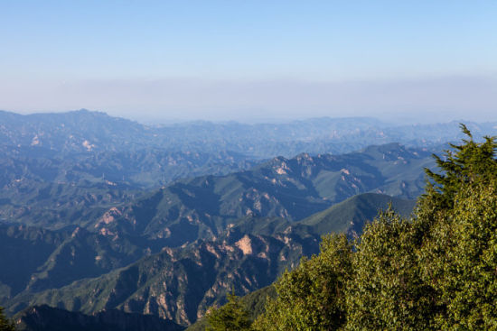 亚洲 中国 河北 承德 雾灵山 正文    雾灵山国家级自然保护区位于