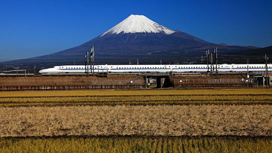 日本新干线列车