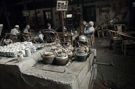 走访彭镇老茶馆 老成都的市井文化