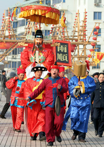 在杭州春节怎么过 赶一场闹猛的庙会(组图)