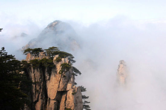 登黄山观四绝之云海 朦胧雾气恍若在仙境