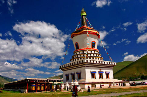 最美藏居道孚民居 隐匿川西的神仙居所