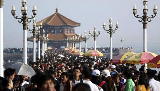 十一长假青岛栈桥真实景观揭秘