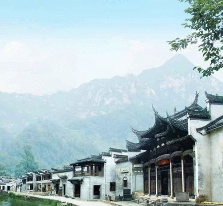 2014国庆门票收入较好的5A景区:安徽宏村