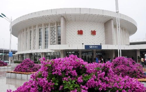 塘沽gdp多少_塘沽爆炸死人尸骨图片(3)