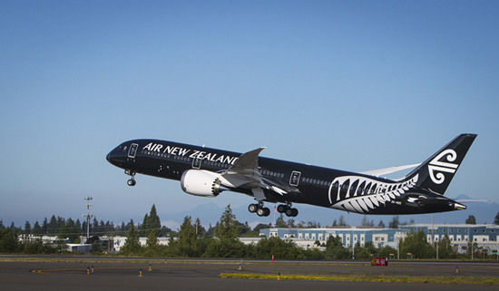新西兰航空梦想客机787-9起飞
