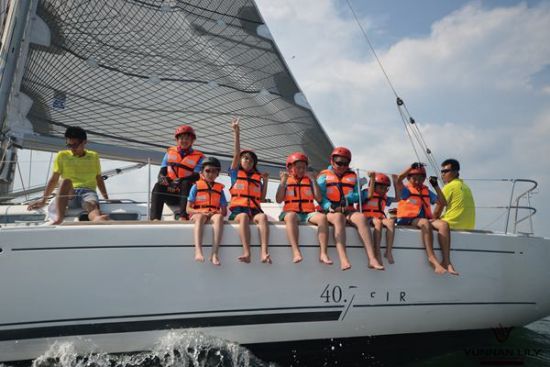 中国杯帆船赛青少年夏令营开营