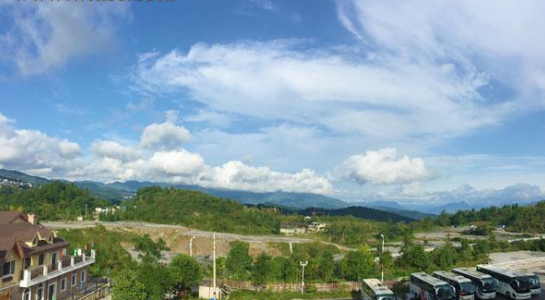 国庆武隆迎晴好天气 天生三桥玻璃眺台成亮点