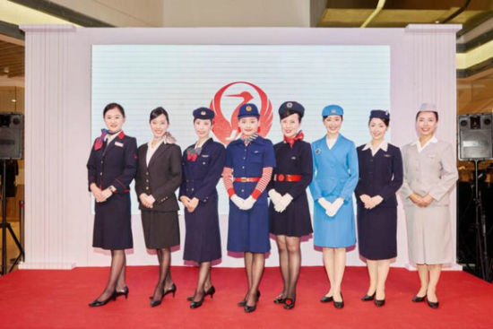 日本航空"哆啦a梦号"起航活动在上海举行